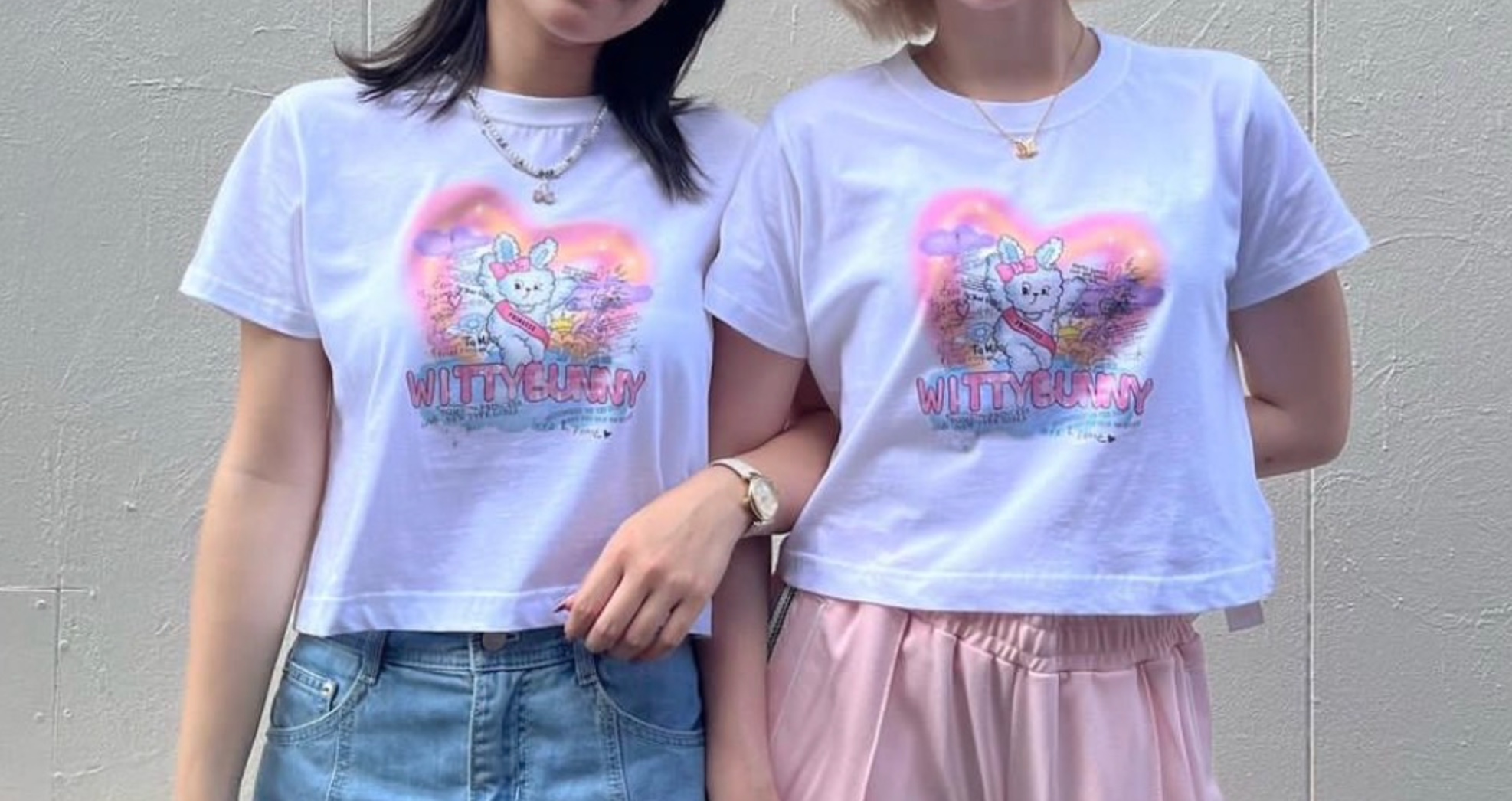 【日本限定】ウィッティバニートクロップTシャツ【ホワイト】