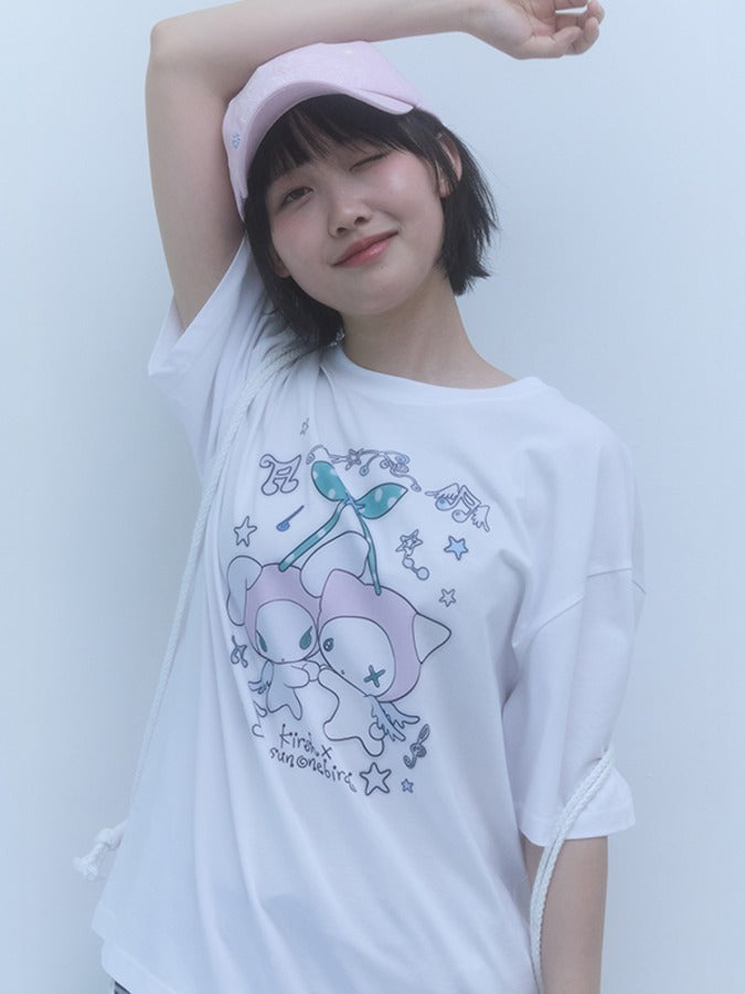 KIRSH X SUNONEBIRD ラビットチェリールーズフィット Tシャツ【ホワイト】