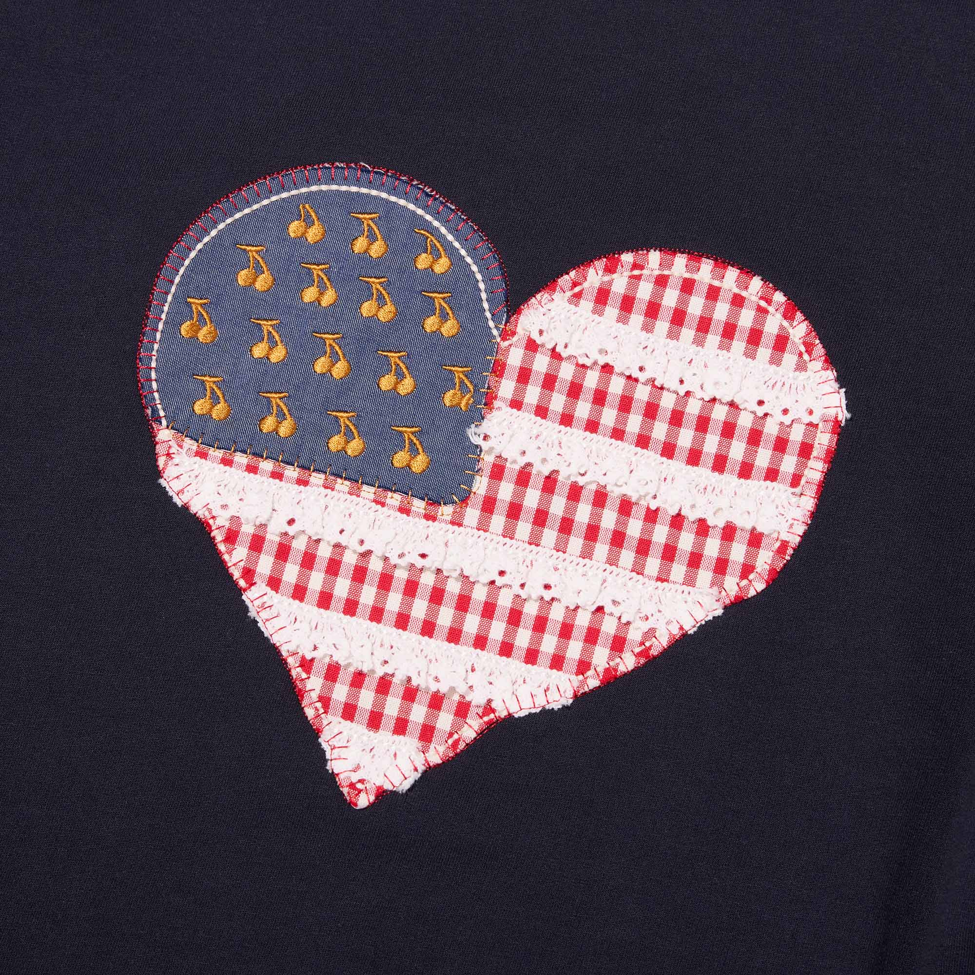 USAチェリー&ハートアップリケ ルーズフィットスウェット【ホワイト】