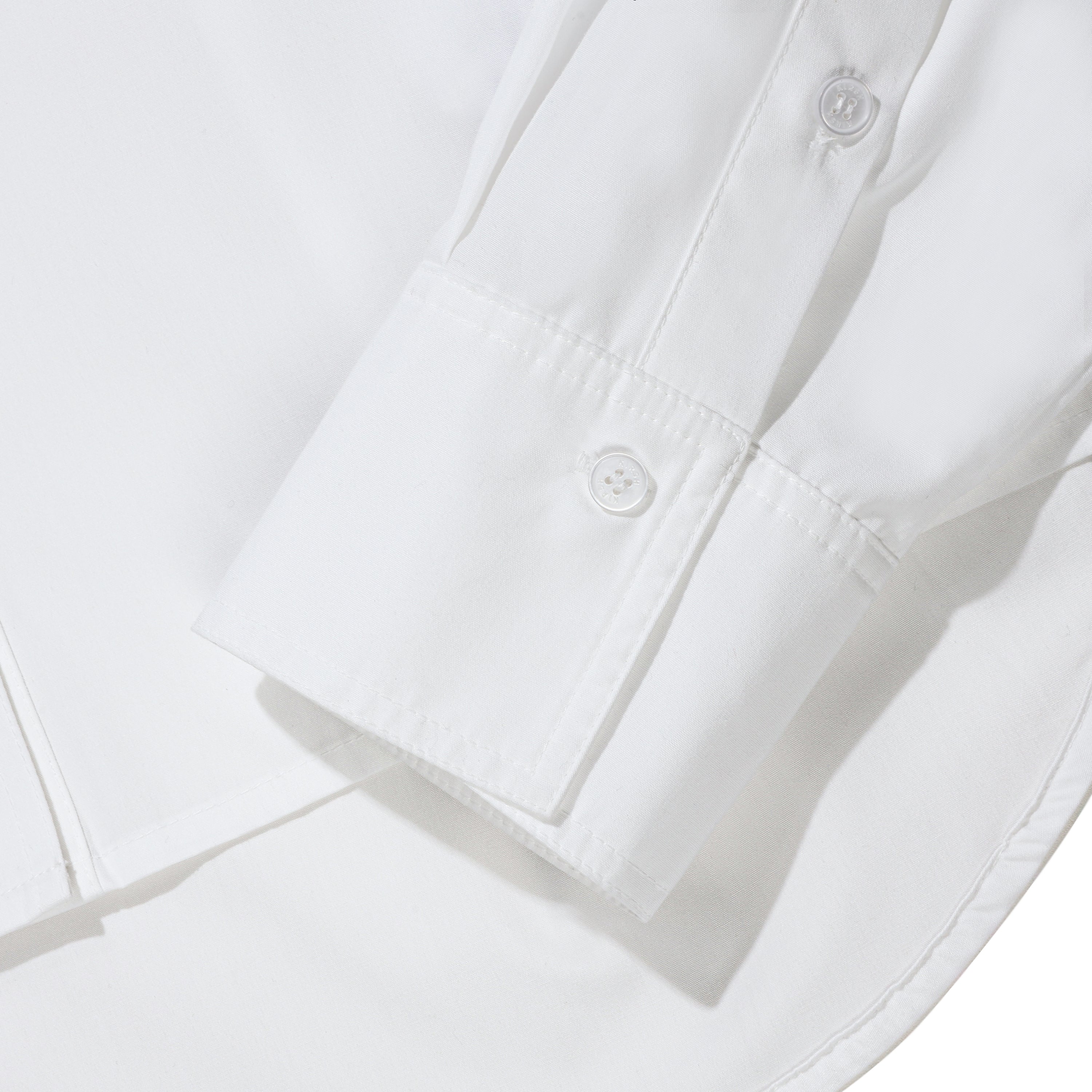 コレクションクロップフィットロングスリーブシャツ【ホワイト】