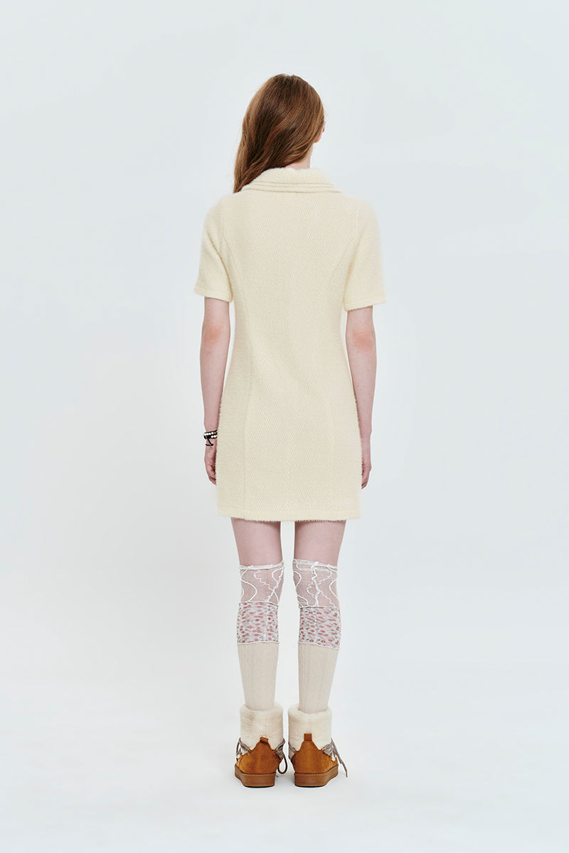 ネックポイントニットミニドレス【アイボリー】