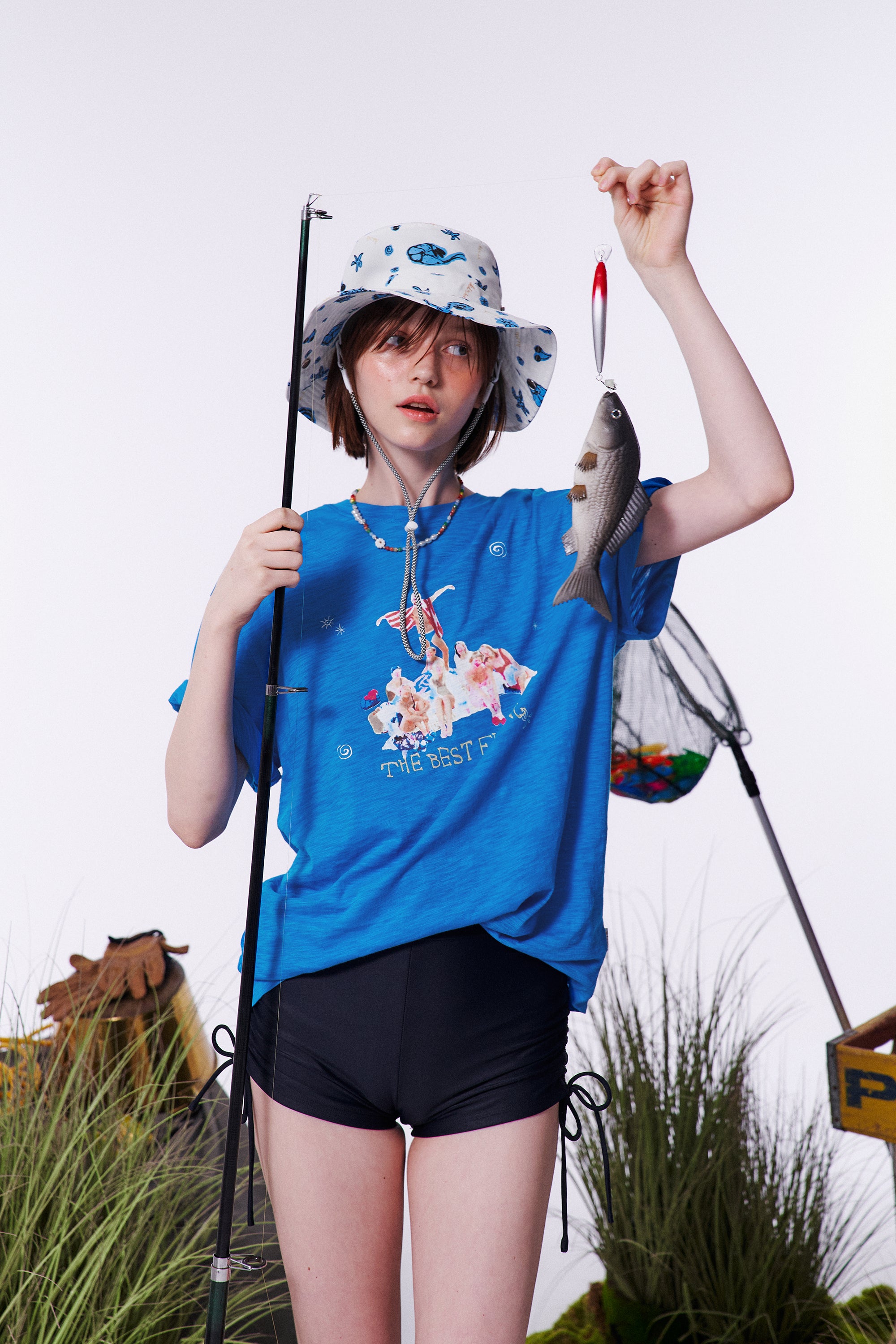 フィッシングピープルグラフィックルーズフィットTシャツ【ホワイト】