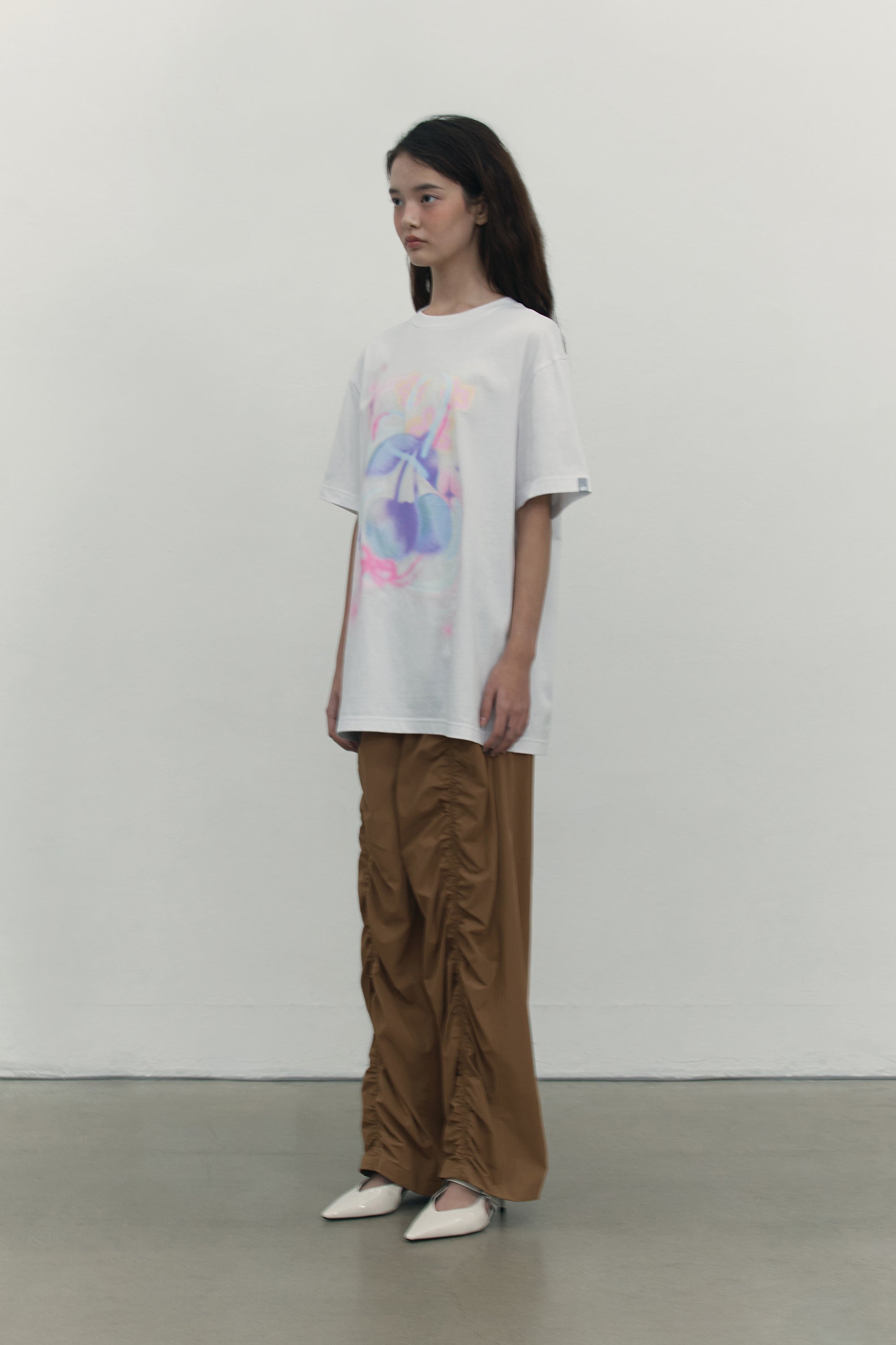 チェリーブラーグラフィックTシャツ【ホワイト】