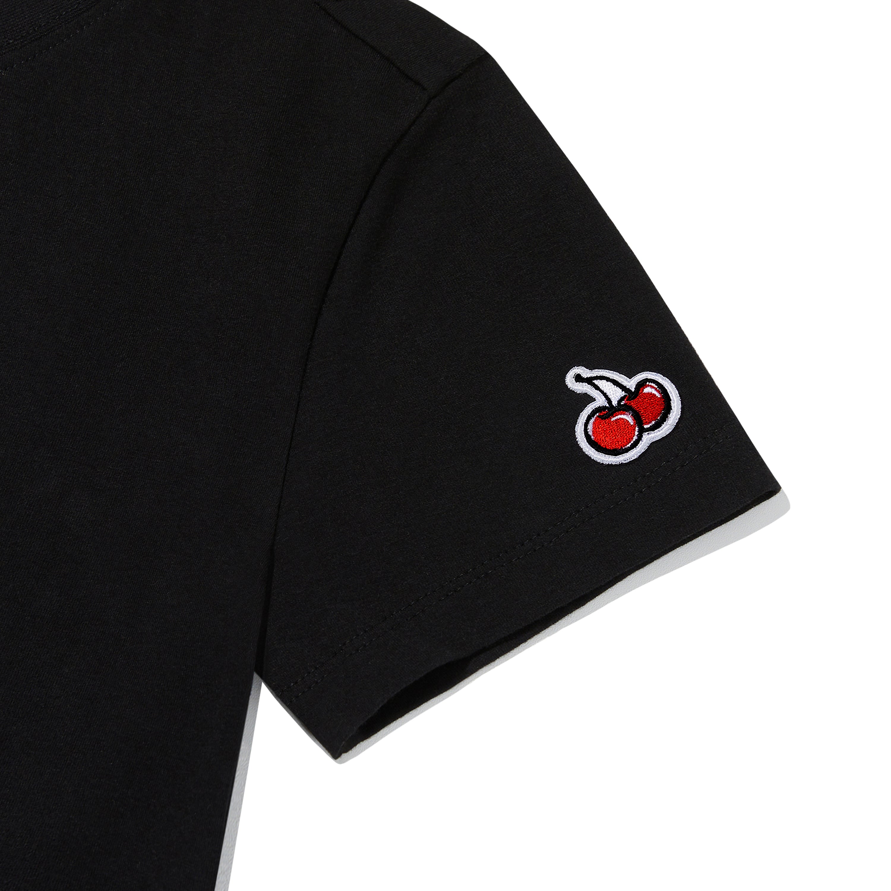 【日本限定】KIRSH X TOKYO ビックチェリークロップTシャツ【ブラック】