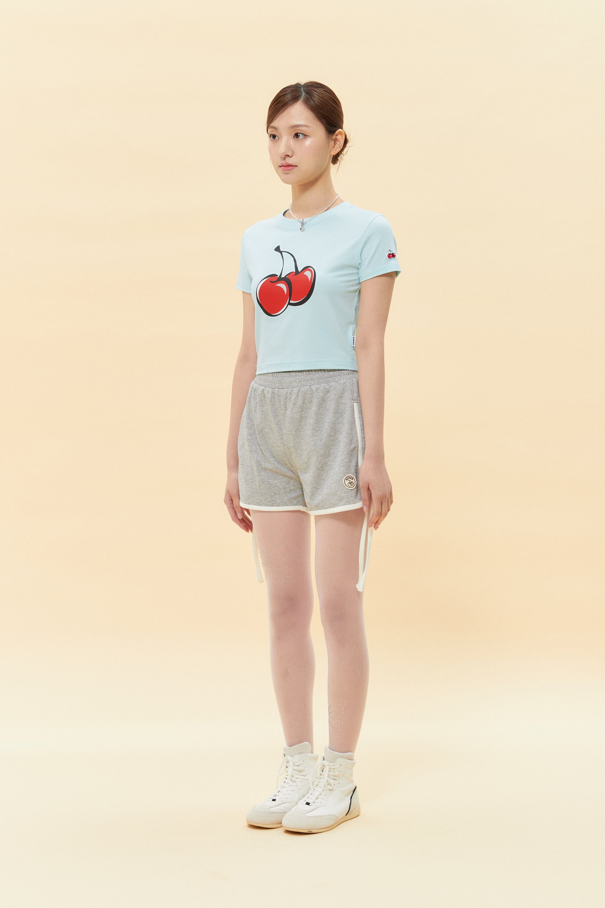 【Big Cherry Tokyo Collection】シグネチャービックチェリークロップTシャツ【ダークブラウン】