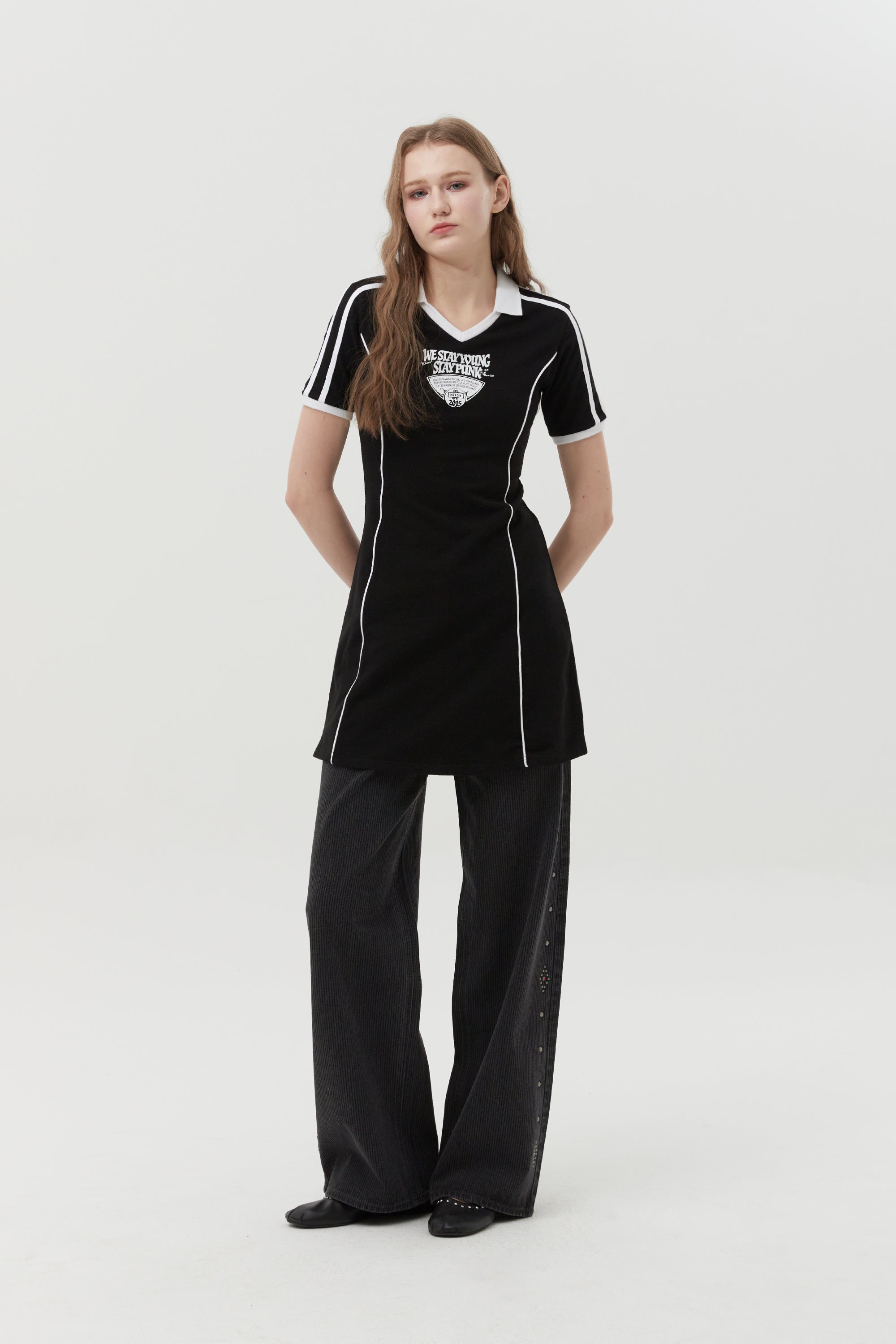 オープンカラースポーティドレス【ブラック】