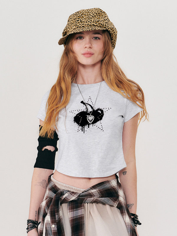 メルティングチェリープリンテッドクロップTシャツ【レッド】