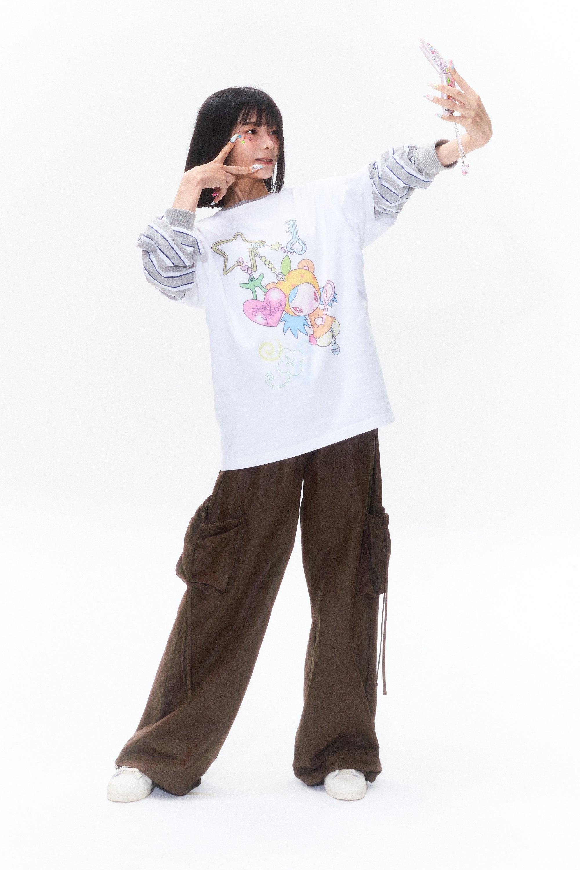 KIRSH X SUNONEBIRD グラフィックルーズフィットTシャツ【ホワイト】