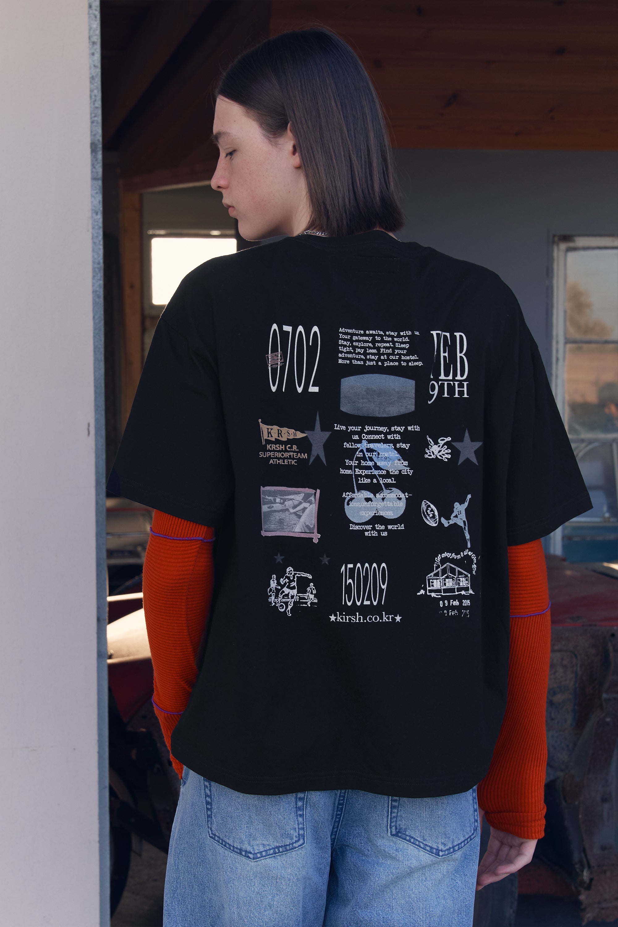 UNI ユースホステル グラフィックTシャツ【ブラック】