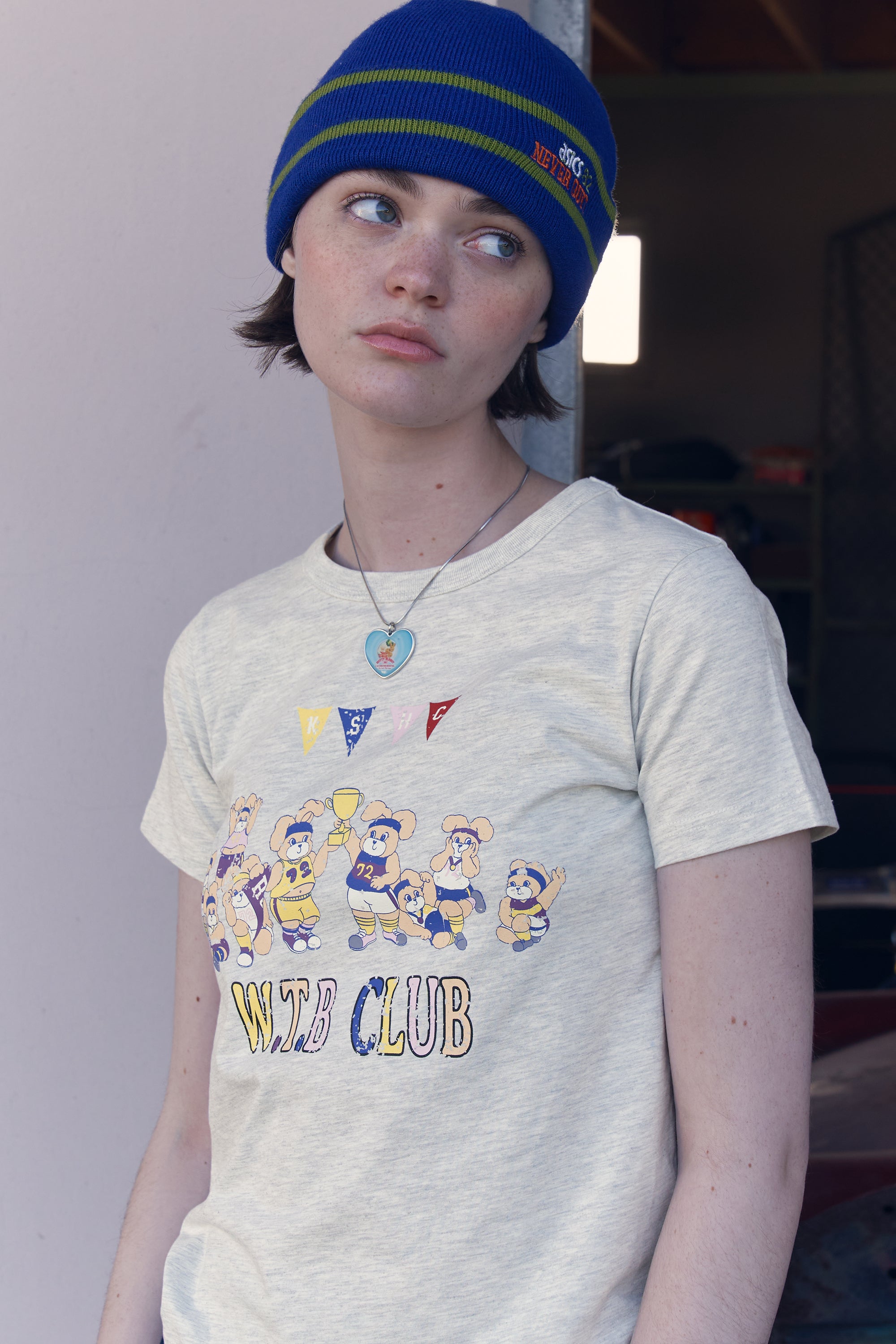 【超十代モデル】 あいささん着用アイテム ウィティーバニービンテージグラフィックTシャツ【オートミール】