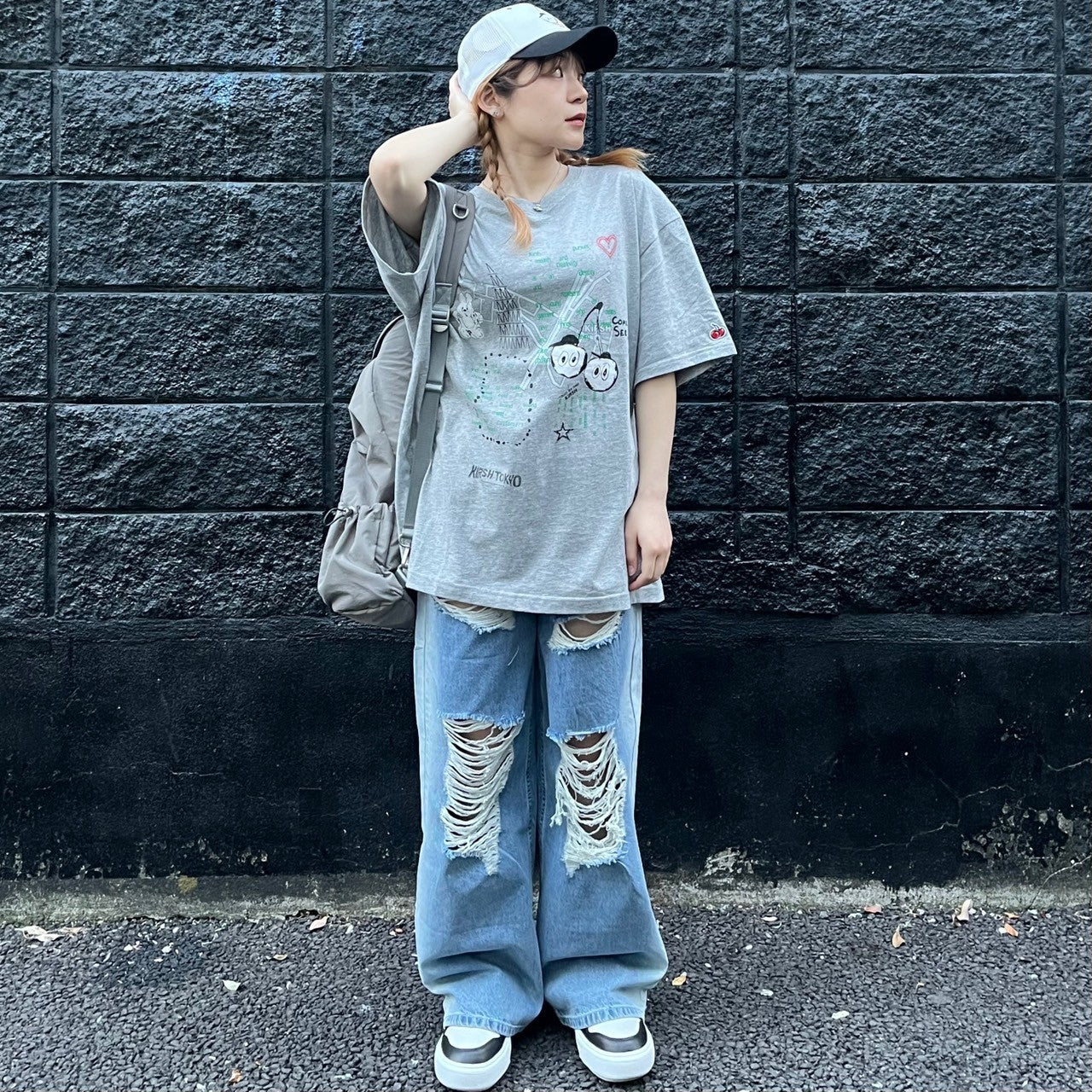 【日本限定】KIRSH X TOKYO シティアートワークTシャツ【メランジグレー】