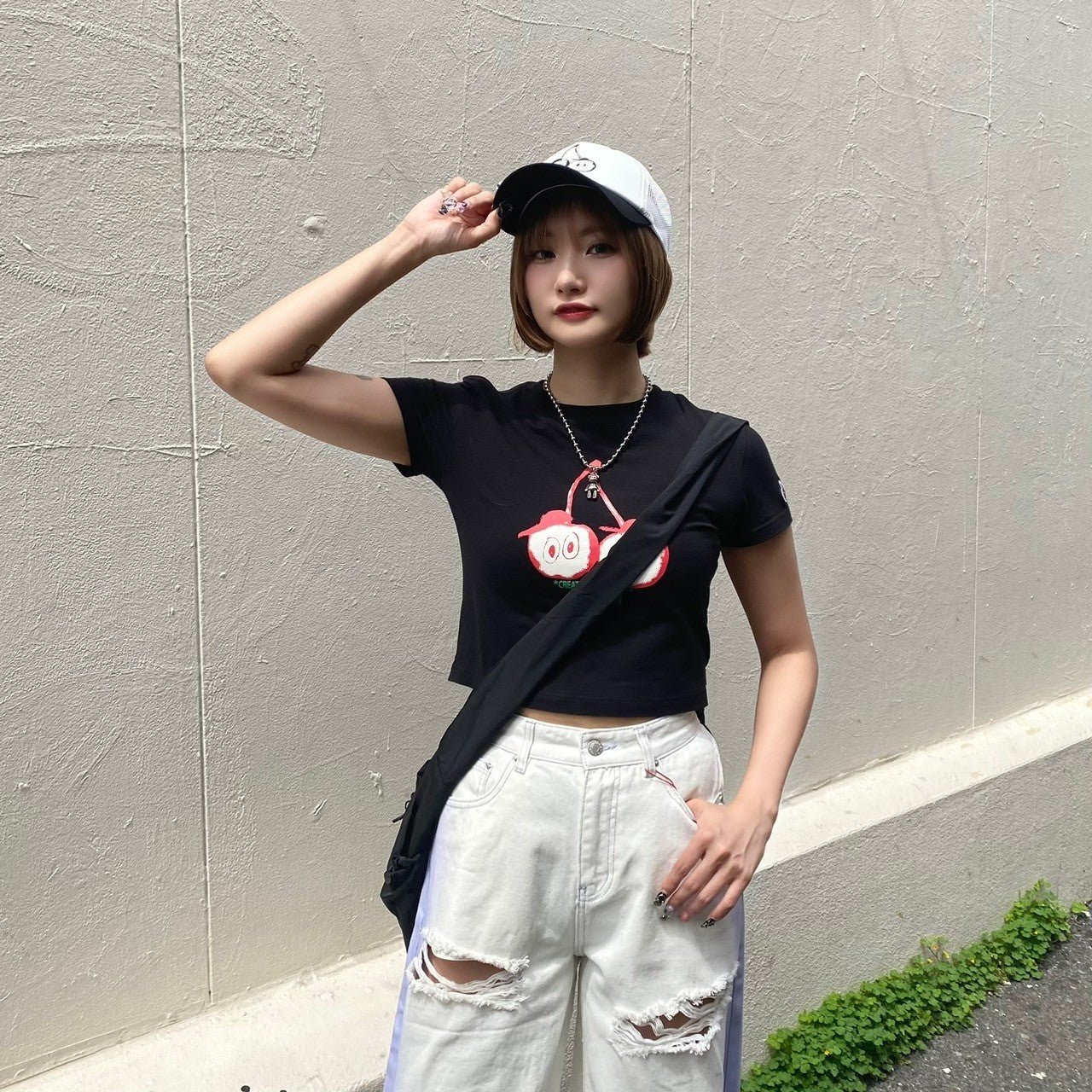 【日本限定】KIRSH X TOKYO ビックチェリークロップTシャツ【ブラック】