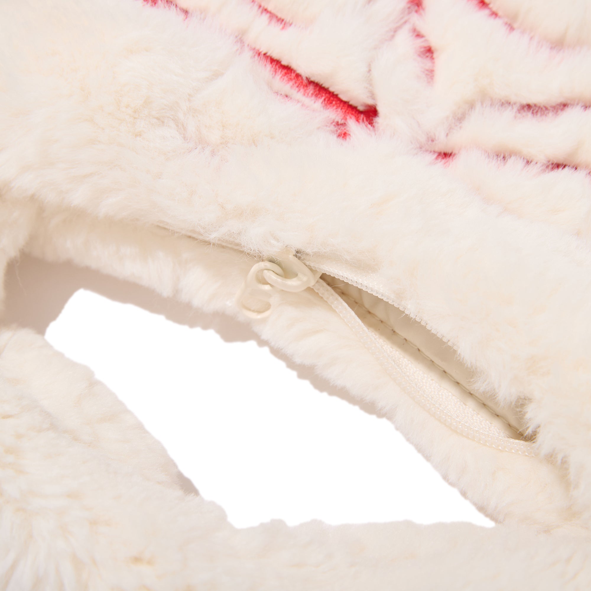 リボンエンブロイダリーヘアリーミニショルダーバッグ【アイボリー】