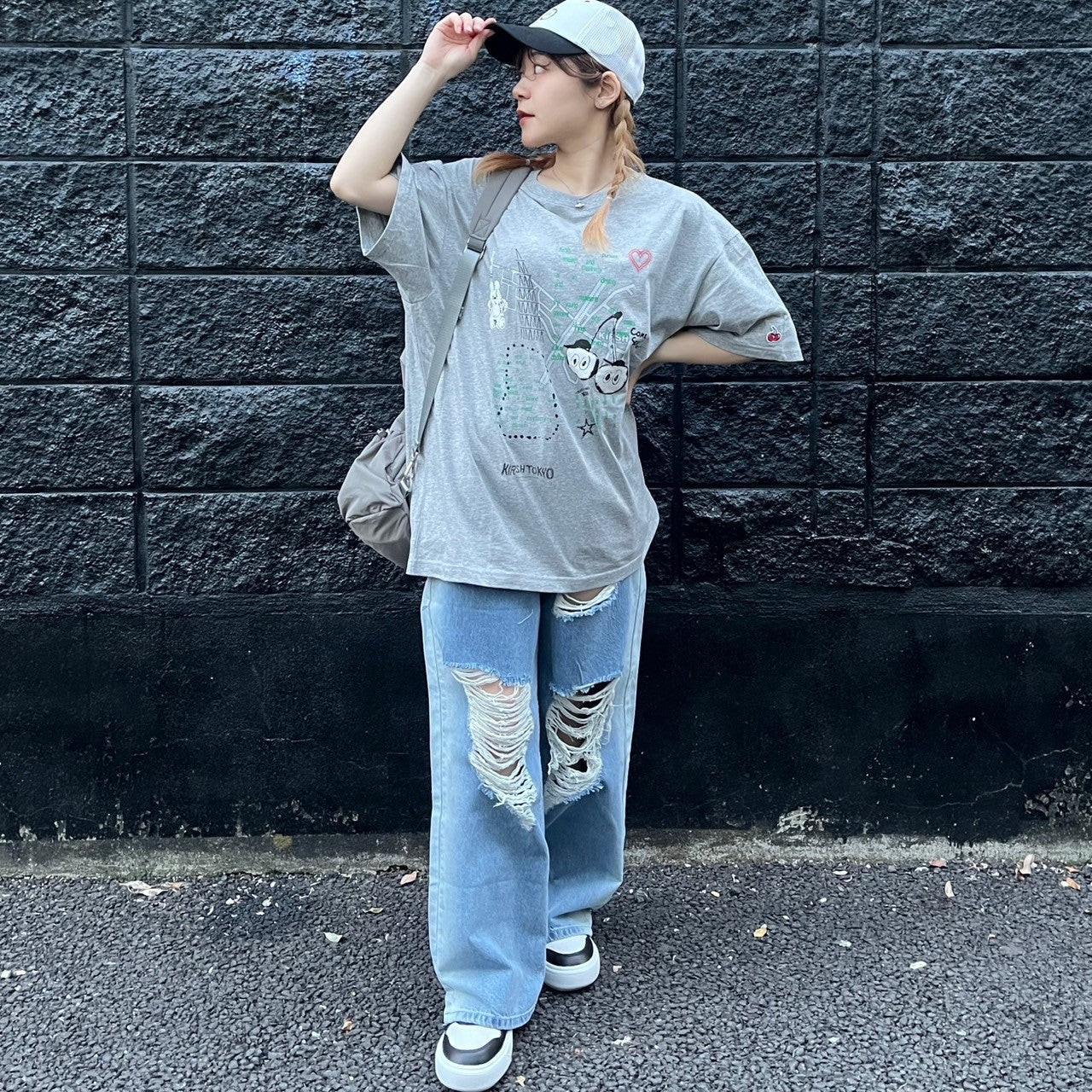 【日本限定】KIRSH X TOKYO シティアートワークTシャツ【メランジグレー】