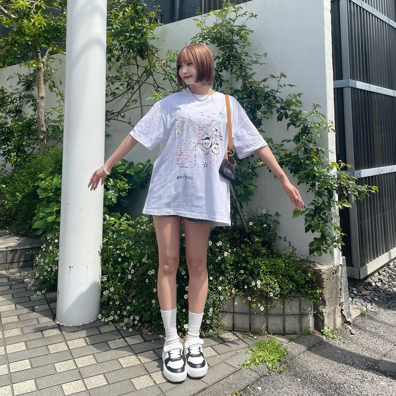 【日本限定】KIRSH X TOKYO シティアートワークTシャツ【ホワイト】